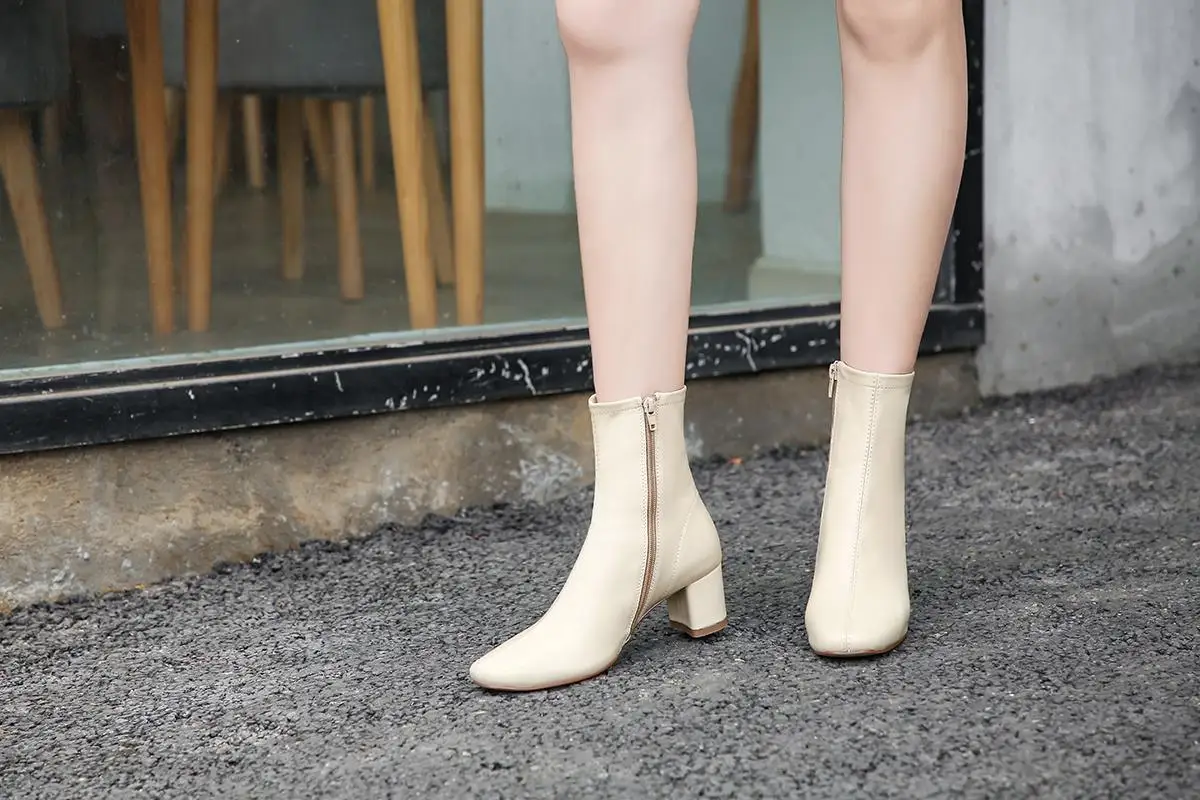 Женские ботильоны суперзвезды из натуральной кожи на молнии с квадратным носком на высоком каблуке; классические модные ботинки для подиума; элегантная зимняя обувь; L50
