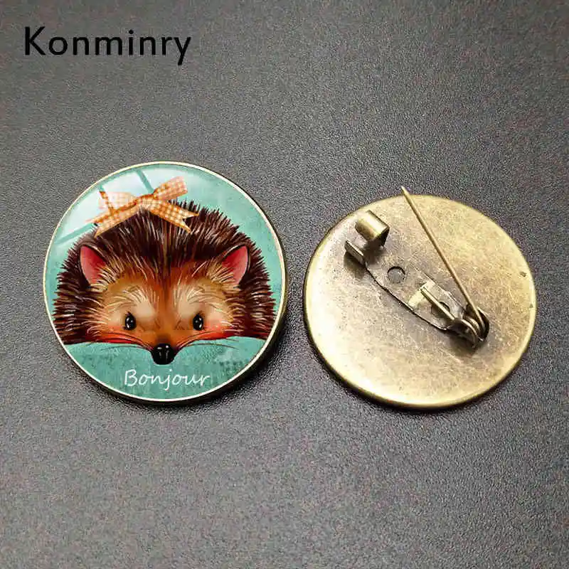 

Konminry Classic Animal Brooches Handmade Round Glass Dome Cute Fox Hedgehog Owl Happy Halloween Women Men Jewelry
