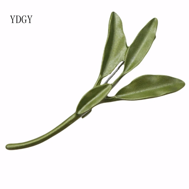 

YDGY VINTAGE BROOCH green paint accessories overcoat with pins