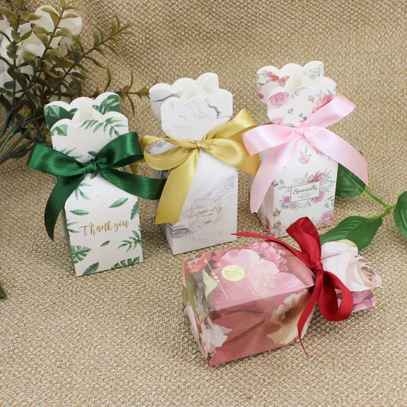 

Flower Design Gift Boxes Wedding Favors And Gifts Box Paper Candy Boxes Bags Baby Shower Birthday Party Decorations Supplies