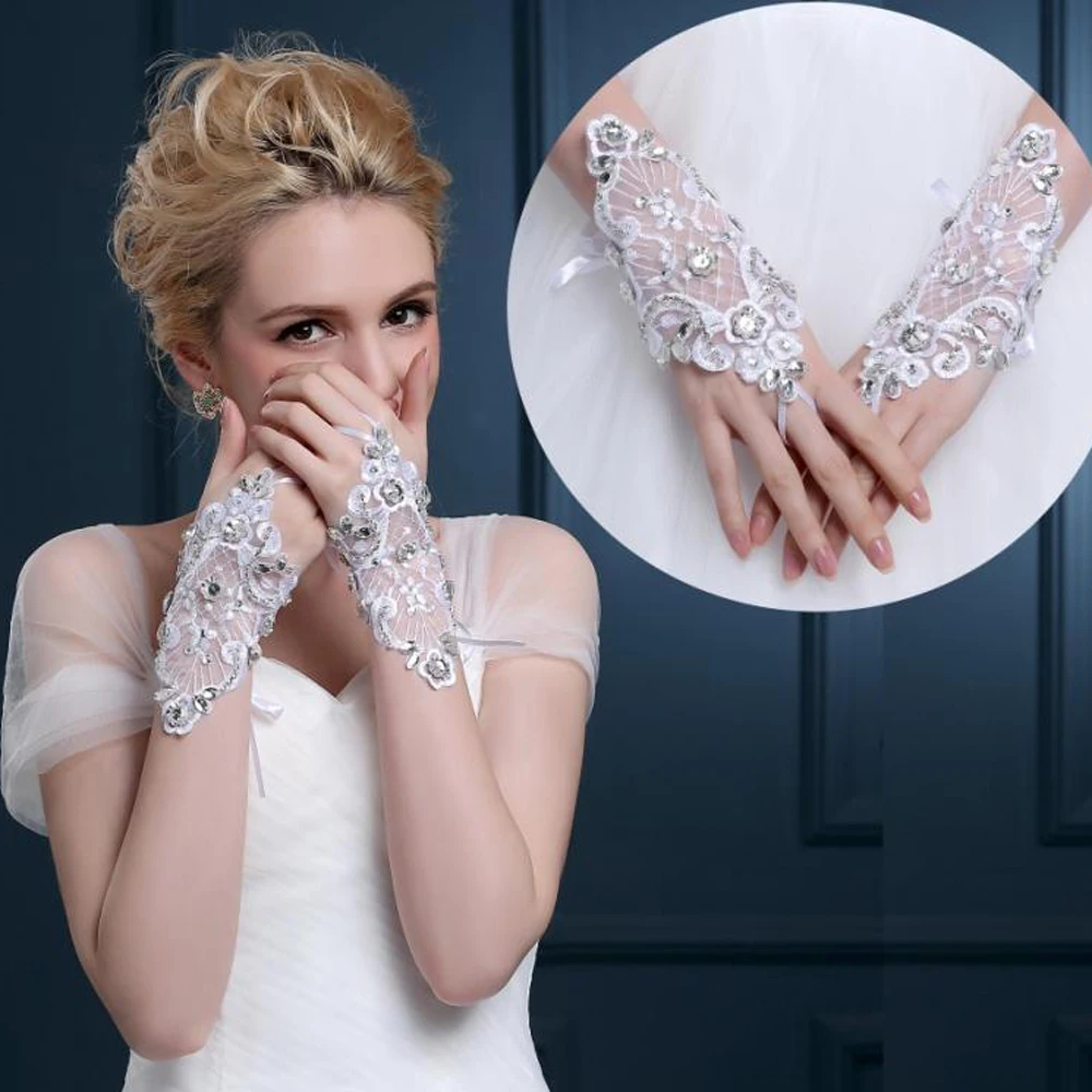Free Shipping Ivory Fingerless Bride Wedding Gloves Rhinestone Applique