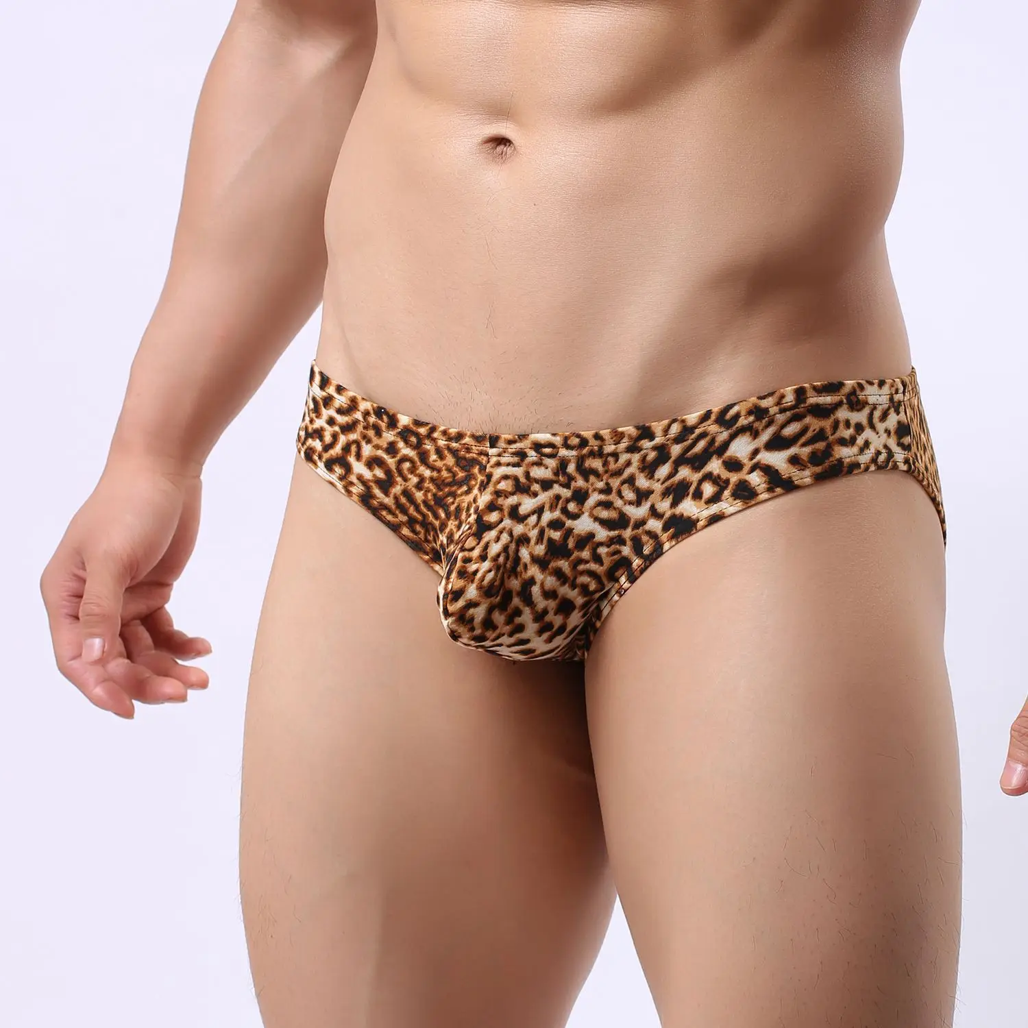 

Men Sexy Under Wear Leopard Print Low-rise Bikini Boxer Shorts Male Bottoms U Convex Big Pouch Underwear Trunks Cueca Underpants