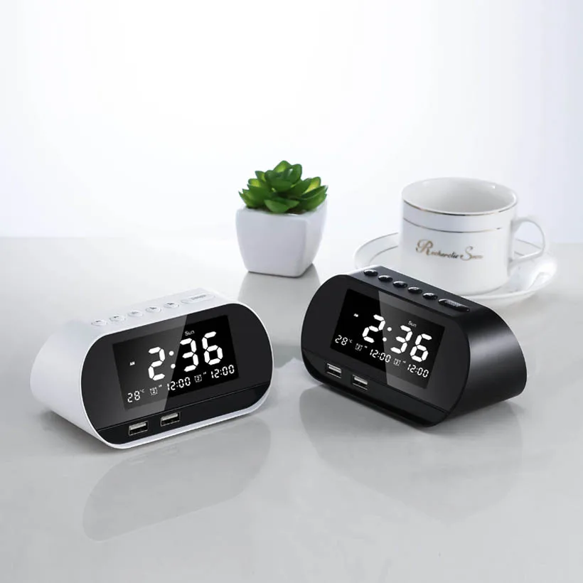 

LED FM Radio Digital Alarm Clock temperature display USB charge Digital Modern with snooze fuction 12/24 hours light adjustment