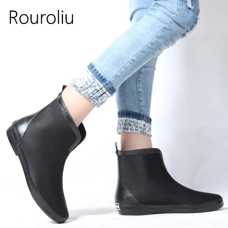 

Rouroliu Women Autumn Rubber Boots Slip-On Waterproof Water Shoes Female Patchwork Ankle Rainboots Woman Wellies RB6
