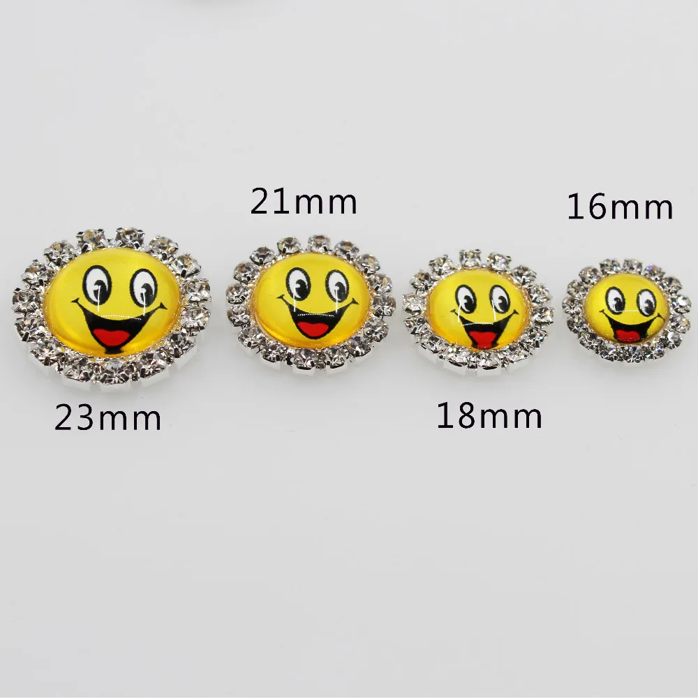 

2018 New 10pc mixed size silver base smiling face crystal class button for bows wedding bouquet clothes accessories scrapbooking