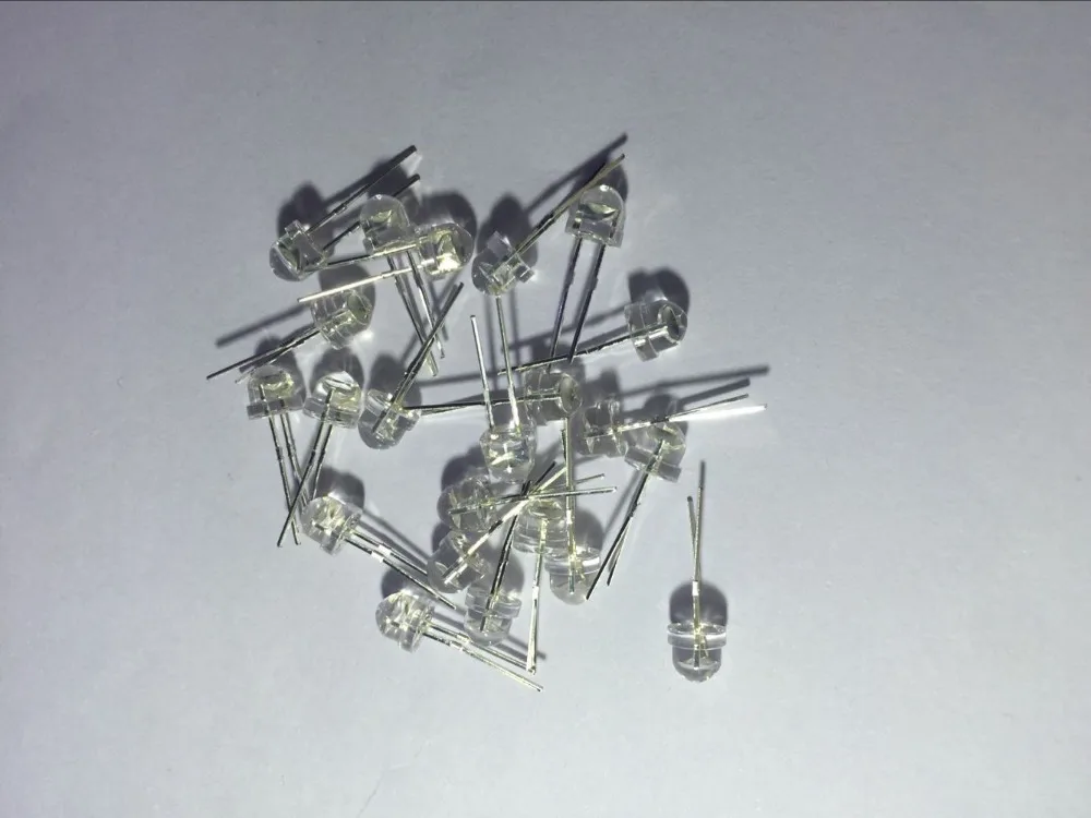 

1000PCS 5MM straw hat LED lamp beads Super bright 6-7LM large core chip light emitting diodes (LED)