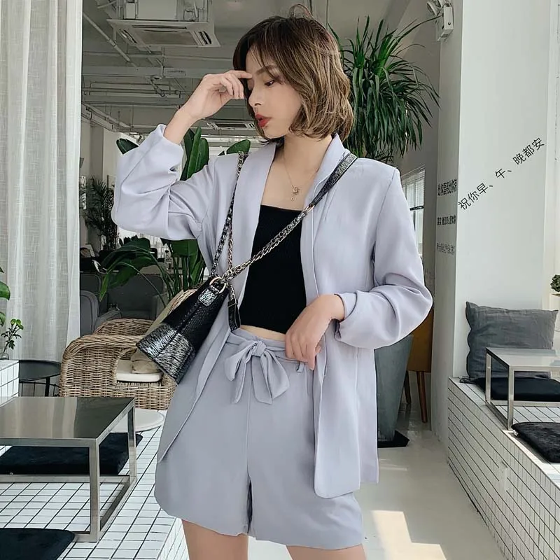YNZZU Spring Autumn red Seven-quarter sleeve female blazer Loose causal soild women suit Chic no button OL blazer jacket YO803