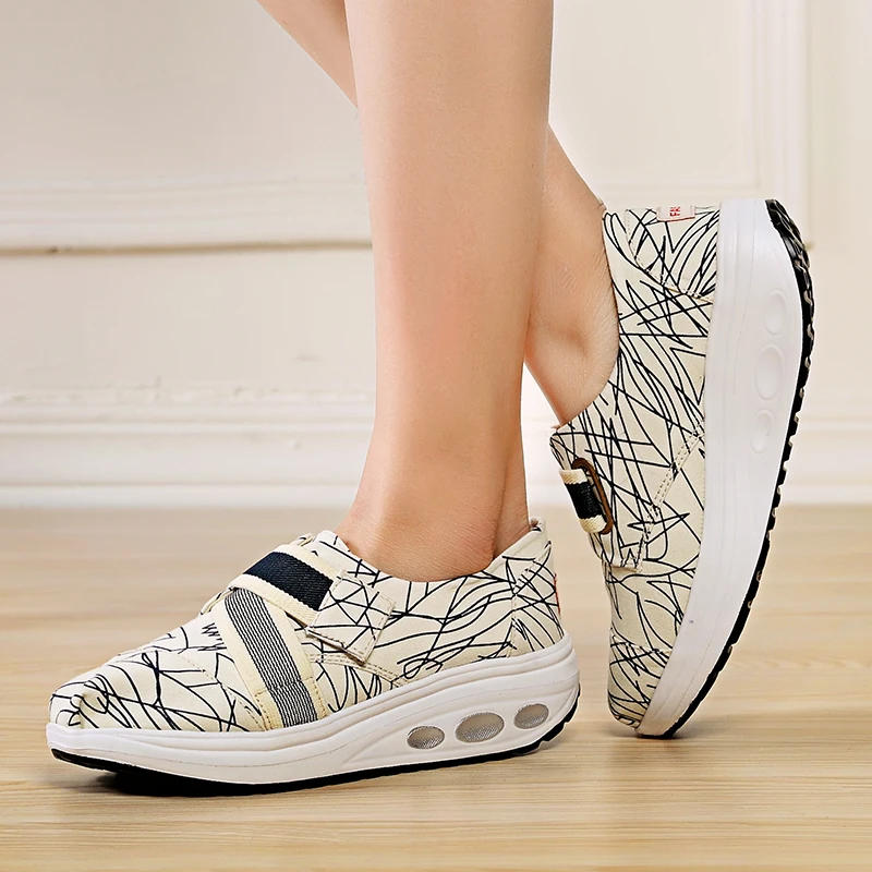 Новые женские теннисные туфли; Feminino Zapatillas Deportivas Muje; дышащие Нескользящие туфли на танкетке - Цвет: Branch blue