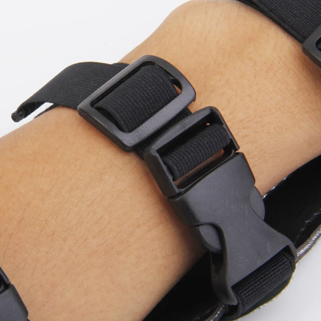Durable Archery Arm Guard Adjustable 3 Strap Arm Guard Protective Leather Archery Armband for Children Adults
