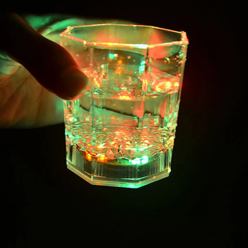 Красочные стаканы светодиодный светящийся стакан вода жидкость Индуктивная подсветка караоке бар ночной клуб Пати блеск чашки КТВ барные чашки JY