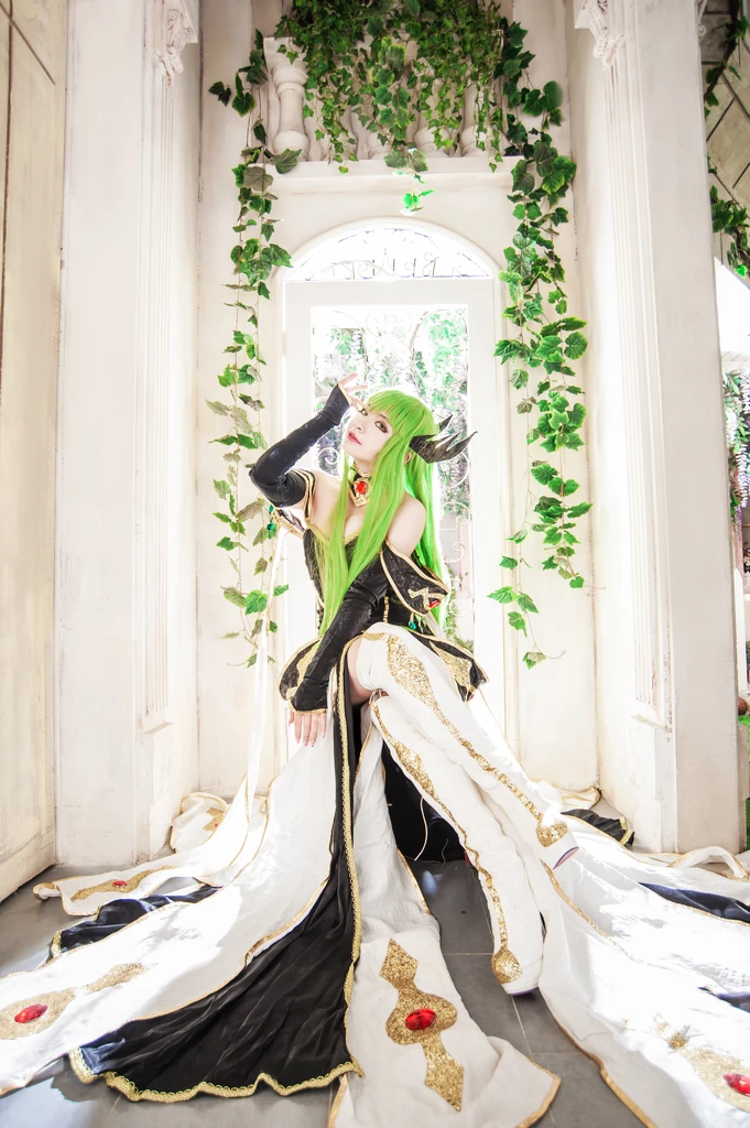 

Code Geass TOMO Prepa C.C. Lelouch of the Rebellion CC Queen Cosplay Costume