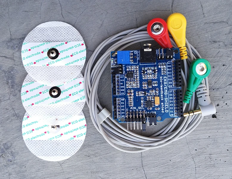 ECG-EKG-EMG-Shield-for-Arduino-with-Cables-and-Electrodes