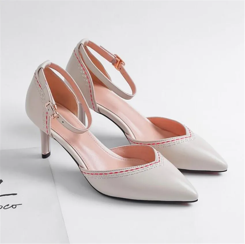 

ZOUDKY Leather thin and pointed hollow Rough and pointed buckle four seasons shoes