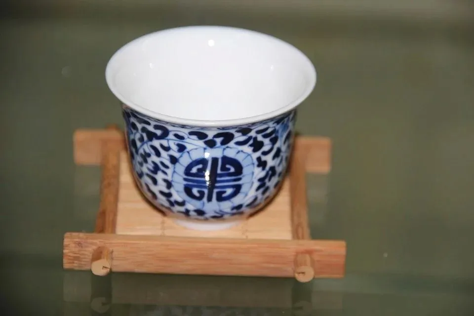 Китайская керамика кунг-фу чашка хост Цзиндэчжэнь ручная роспись синий и белый Красота чаша мансудае безграничная