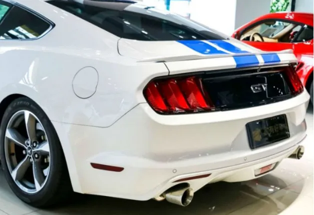 

For Ford Mustang spoiler GT style2015 2016 2017 2019 high quality ABS car wing decoration spoiler Primer and baking paint color