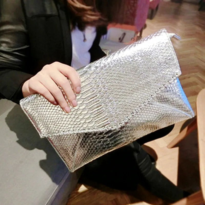 

women messenger bag Serpentine silver envelope clutch handbag influx of Europe and America new fashion shoulder Serpentine bag