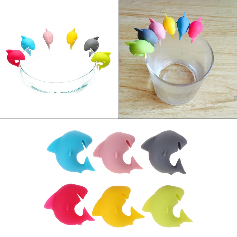 

6Pcs Shark Party Dedicated Tag Suction Cup Wine Glass Silicone Label Rubber Wine Glasses Recognizer Marker Random Color