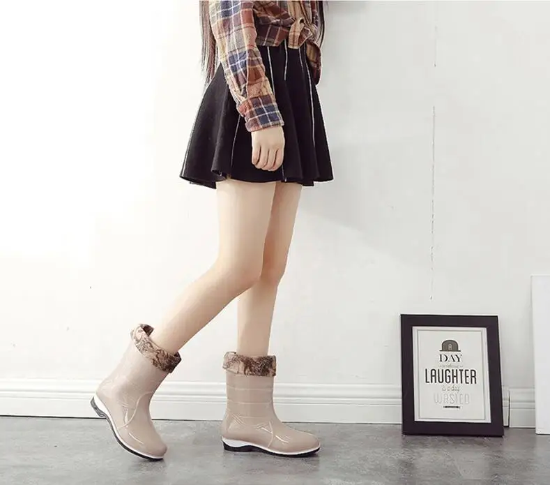 

Korean fashion boots Tall boots ladies jelly shoes plus velvet warm water shoes slip shoes  autumn and winter AWB721