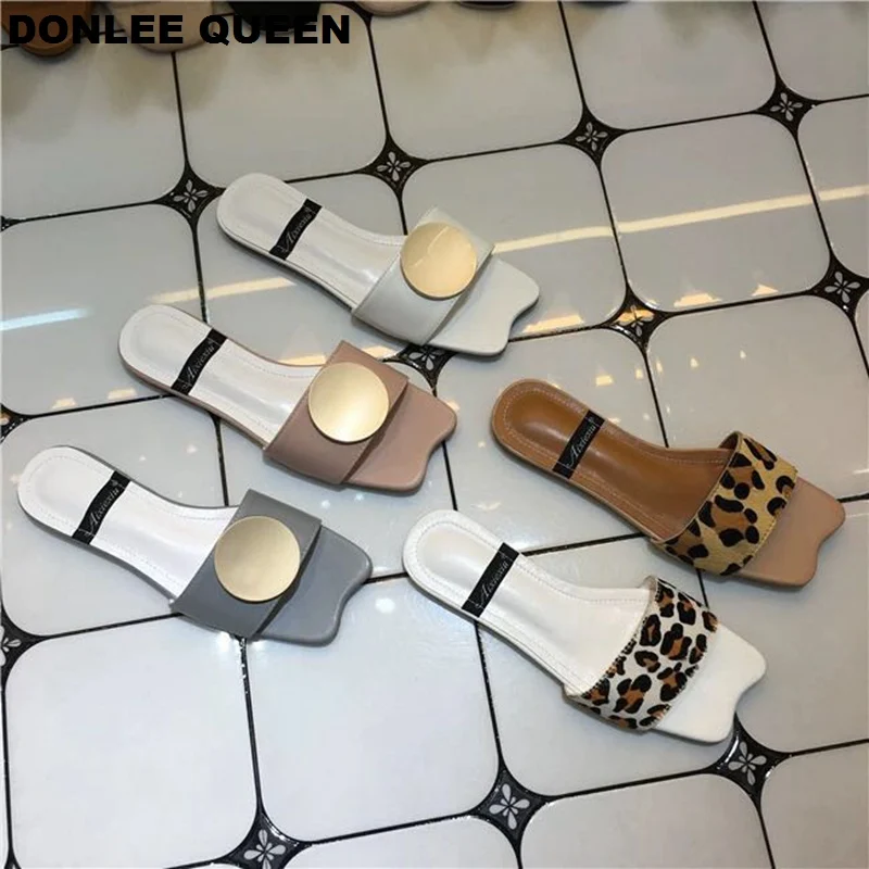 

DONLEE QUEEEN Leopard Slippers Metal Buckle Flat Sandal Women Slip On Beach Slides Horsehair Flip Flops Rubber Sole Female Mujer