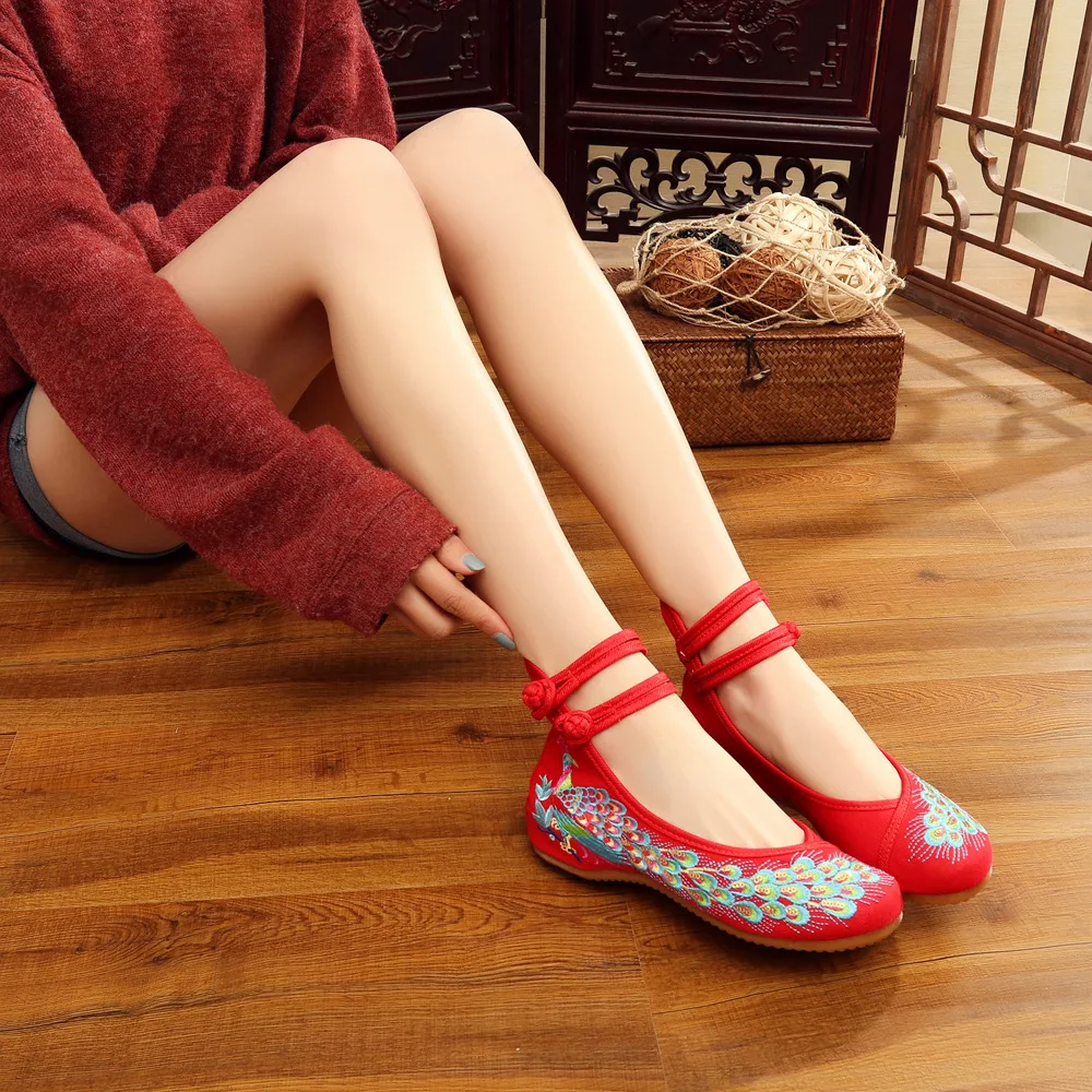 В китайском стиле с вышивкой женская обувь износостойкая Нескользящая коровья кожа подошва женская обувь красивый вид женская обувь