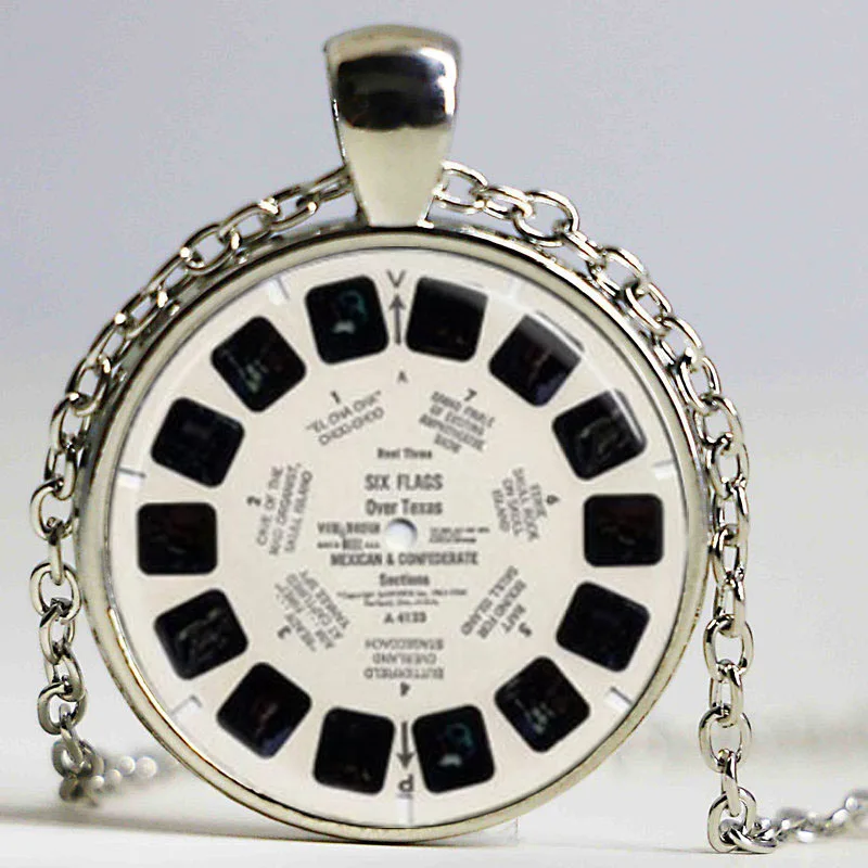 1silver necklace
