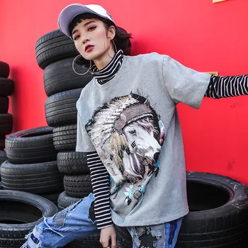 

2019 spring new T-shirt female loose thin bottoming shirt short-sleeved long horse head sequins beaded street card
