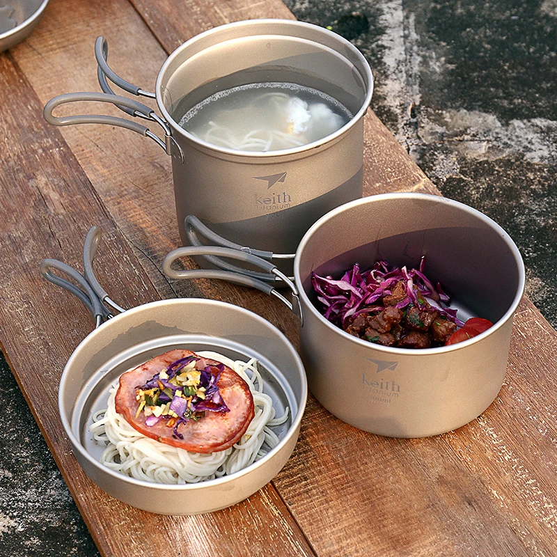 ALOCS CW-C19T 2-3 personas al aire libre Camping Cook 5 piezas con bolsa 2.2L olla 1.4L tetera 7,5 pulgadas sartén