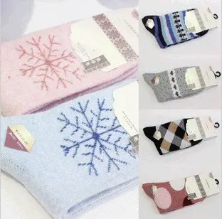 Min Order $10(mixed order) Retail Polka Dot snow peach thicker winter socks Nvwa rabbit wool | Женская одежда