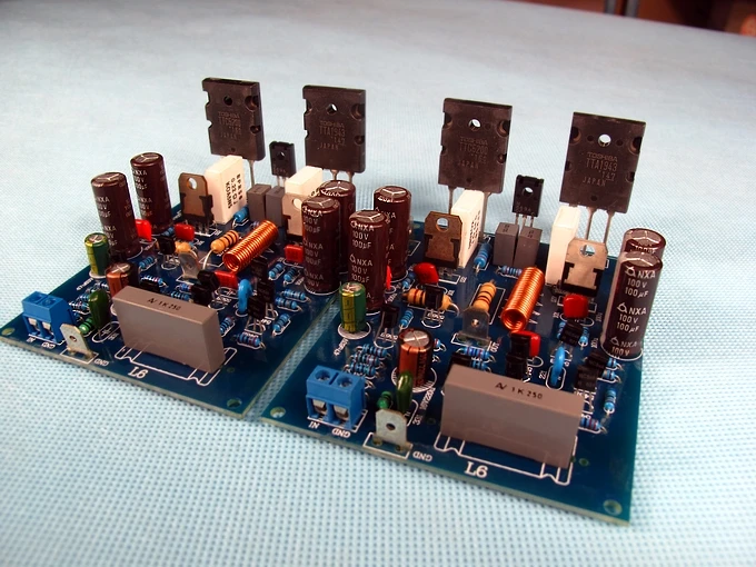 

TOSHIBA Toshiba TTA1943 TTC5200 power tube 2.0 channel 120W L6 power amplifier board