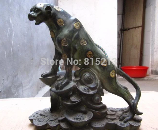 

bi001036 Chinese Folk old Bronze Copper Carved coin Money animal Leopard panther Statue