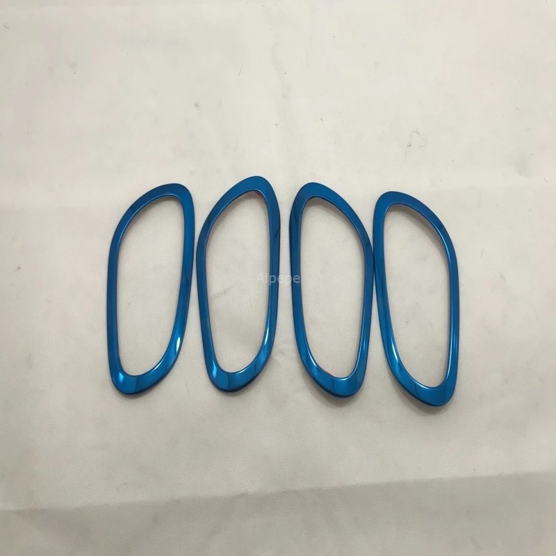 (3)