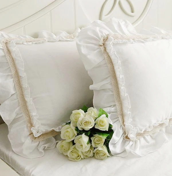 Nordic white french chic flouncing lace decorative pillowcase ruffles