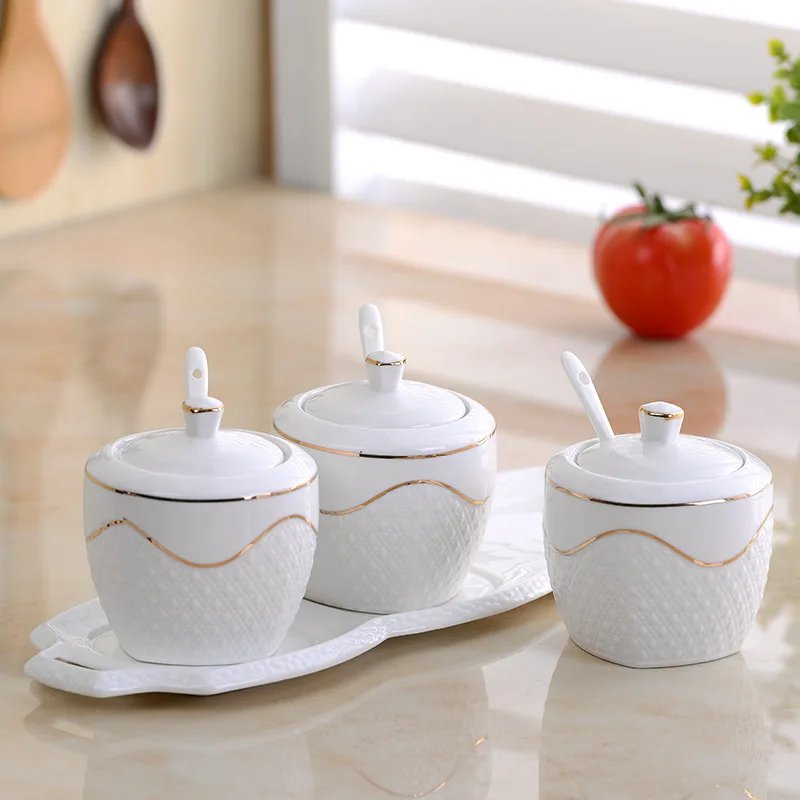 

3pcs/Set Seasoning Pot spice container White Ceramic Sugar Bowl With Cover Ceramic Spoon,Porcelain Plate Spice Kitchen Supplies