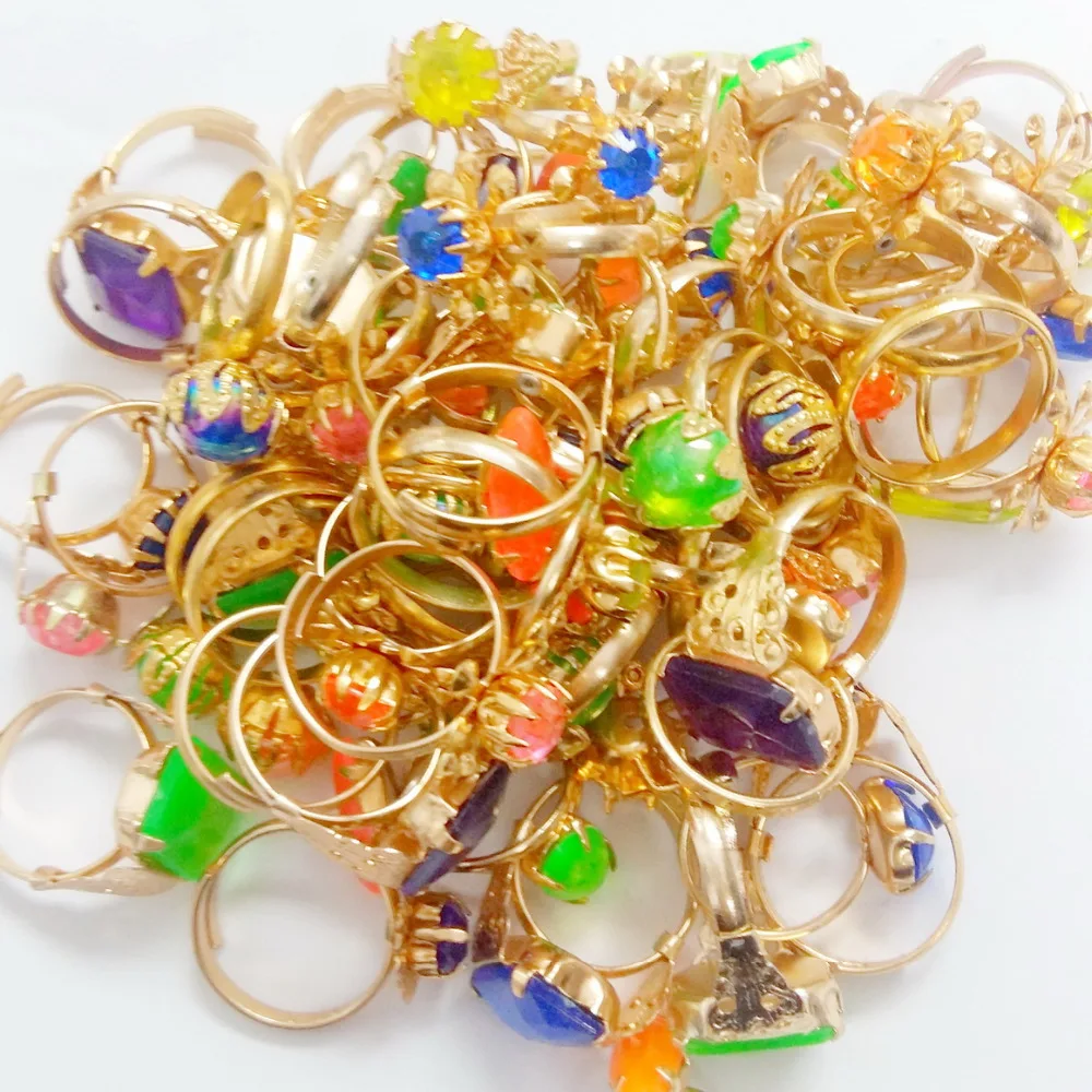 300pcs Metal gold Girl gem RINGS VENDING MACHINE TOYS pinata Bag Filler