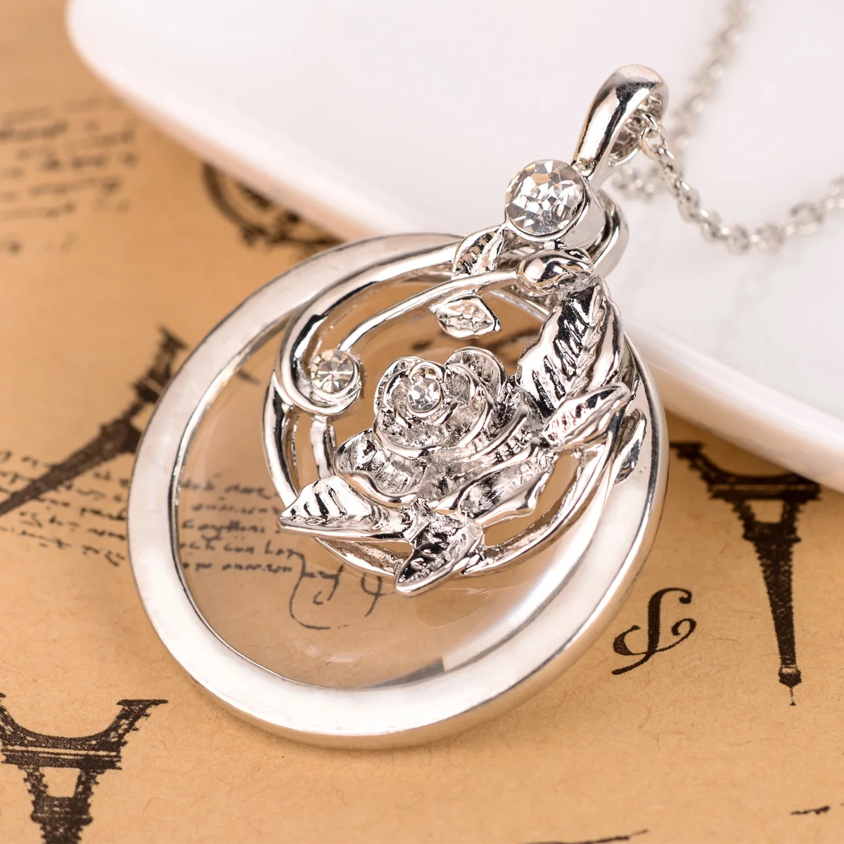 Retro Antique Statement Necklace Shellhard Crystal Cat Magnifying Glass Pendant Long Chain Necklace Fashion Jewelry For Women