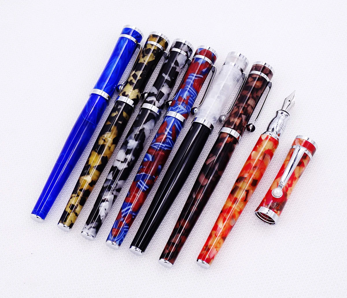 

7PCS Set Fuliwen Celluloid Fountain Pen 2037 Maple Leaf Series, Fine Nib Fashion Writing Gift Pen Set for Business Office School