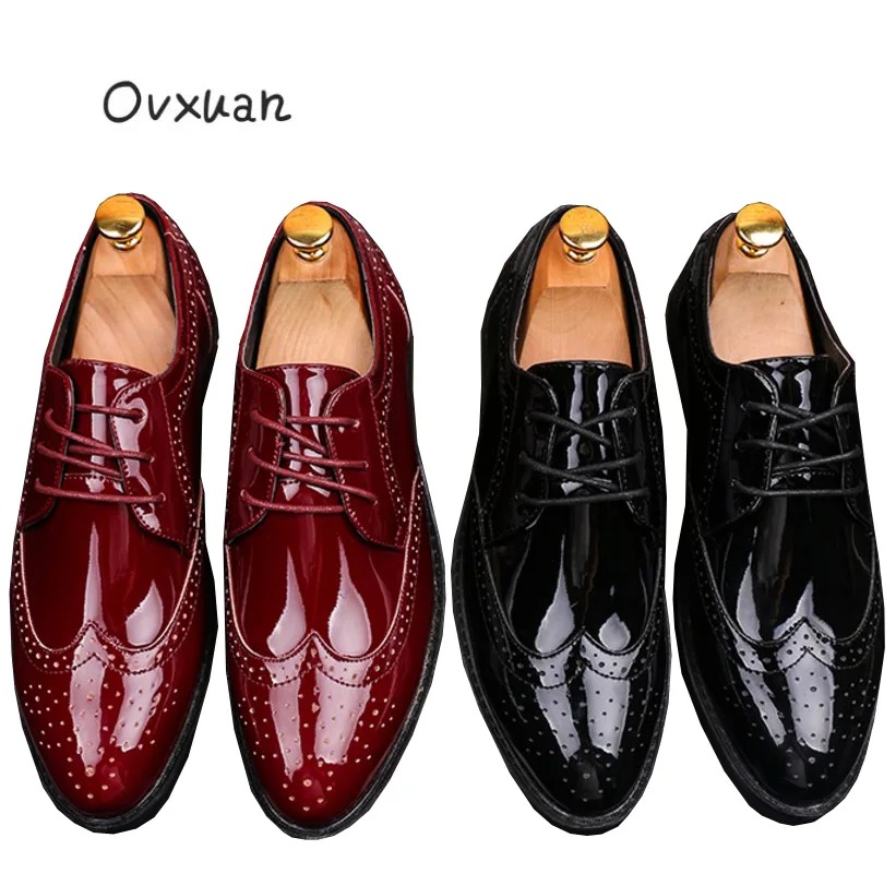 À Sapatas Ocasional Casamento Mão Italiano vermelho Formal De Feitos Do Oxford Preto Negócio Vestido Homens Ovxuan Vermelha Esculpida Sapatos Couro Dos Masculinos Patente Escritório Brogue WBnYqRUT