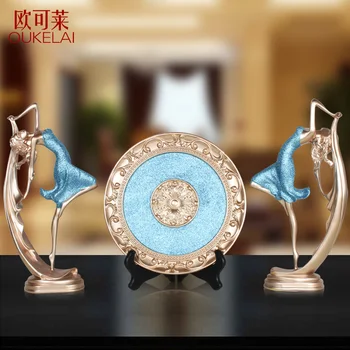 

European dance female three piece resin TV cabinet Home Furnishing soft decoration room wedding gift