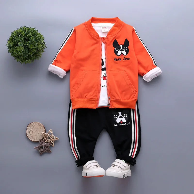 

Boys autumn suit 2019 new cotton cartoon dog print sweater + t-shirt + pants three-piece baby clothing suit