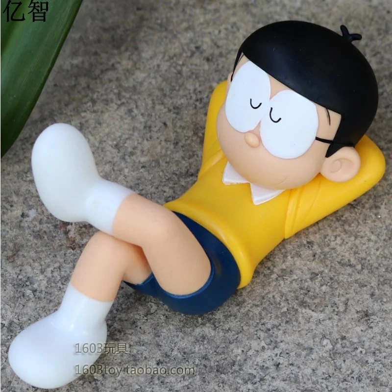 

YiZhi car robot cat nobita doll ornaments cool styling gift for friend