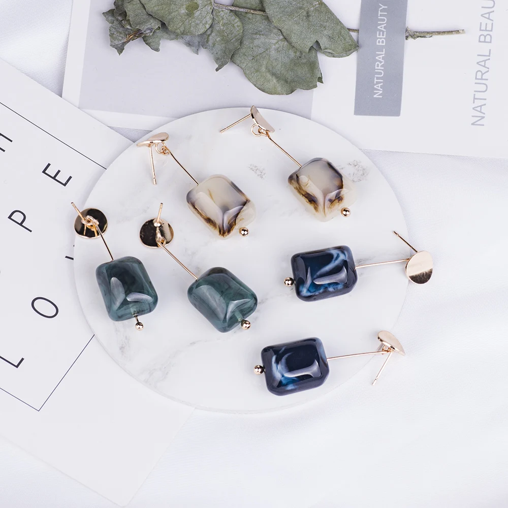 Gunalong Trendy Dangle Fashion Resin Earring for Women Long Round Gold Metal Dangling Acrylic Drop Earring Elegant Gifts jewelry (3)