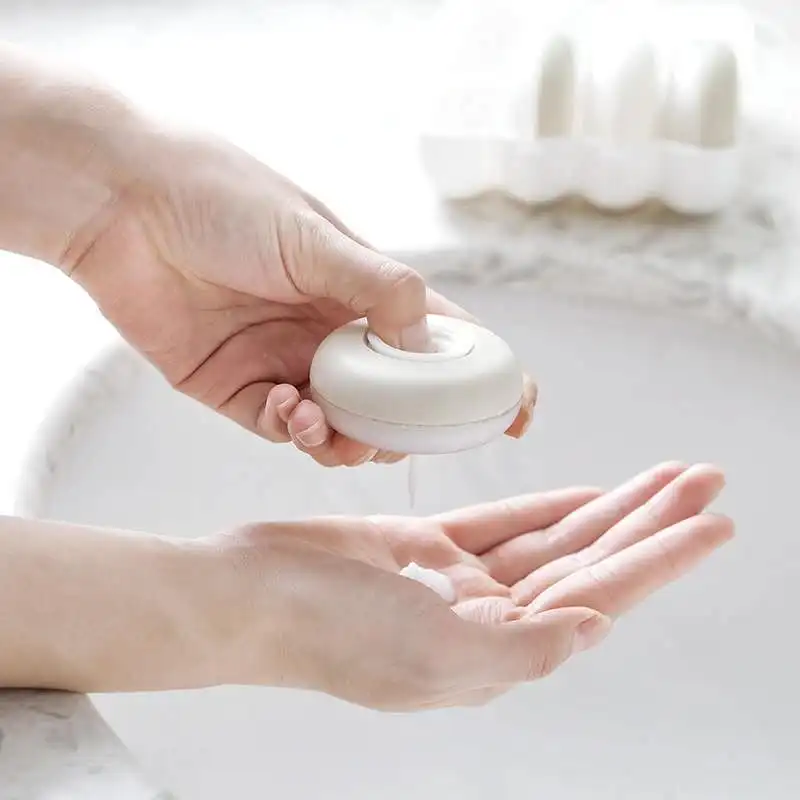 

4Pcs Portable Silicone Refillable Bottles Traveler Packing Lotion Points Shampoo Container Press Bottles make Up Storage Bottle