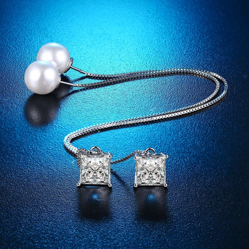 3790836220_735333281