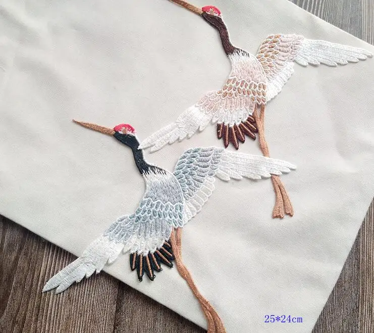 

Big Bird Patch sew on Flower Embroidery iron on Patches Sticker for Clothes Applique DIY Hat Coat Dress Pants Pants Accessories