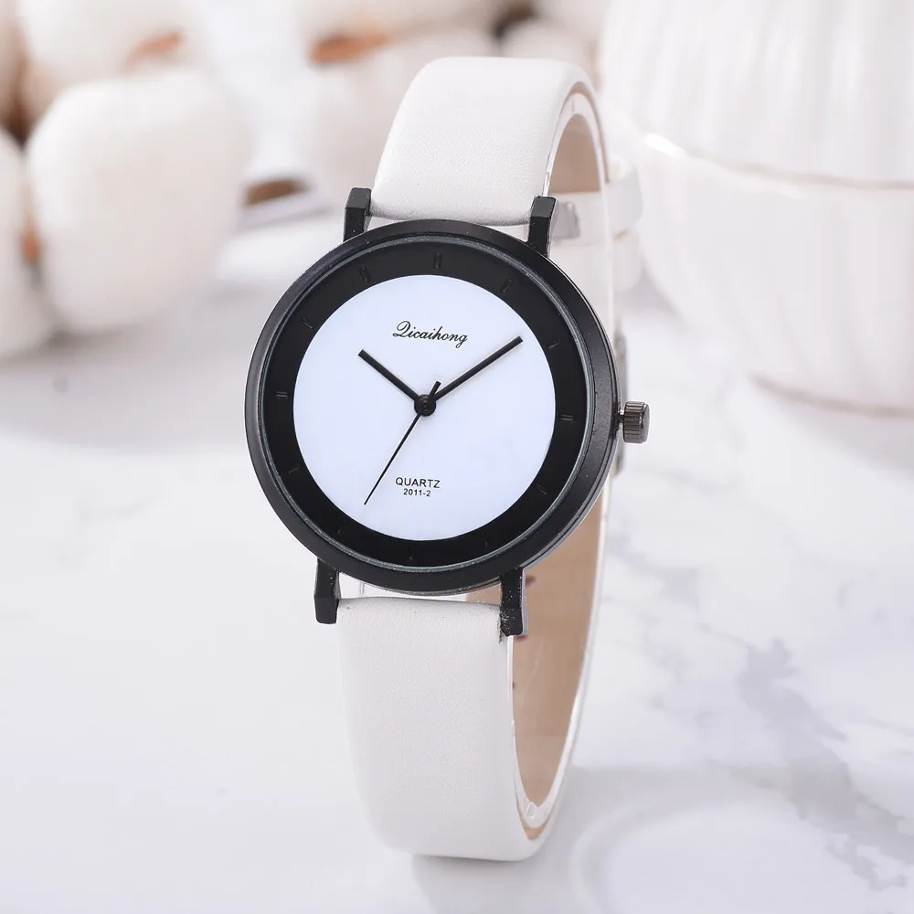 Unisex Fashion Silicone Band Women Men/Dial Analog Quartz Sport Wrist