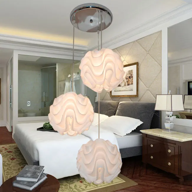 

lamp, Mediterranean dining room lamp, European style restaurant lamp, restaurant chandelier, three lamps and lanterns.
