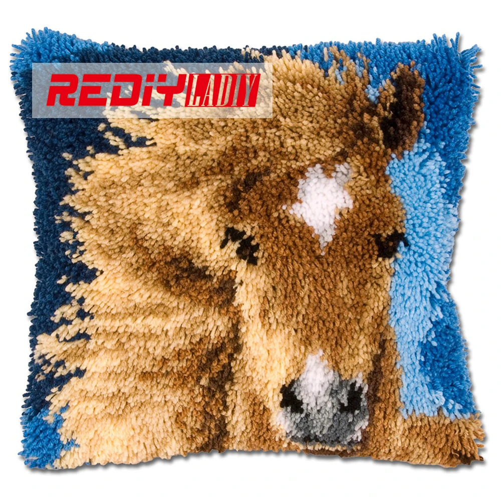 

REDIY Latch Hook Cushion Kits Animals Horse Storms Pillow Crocheting Yarn Kits for Embroidery Pre-printed Color Canvas BZ720