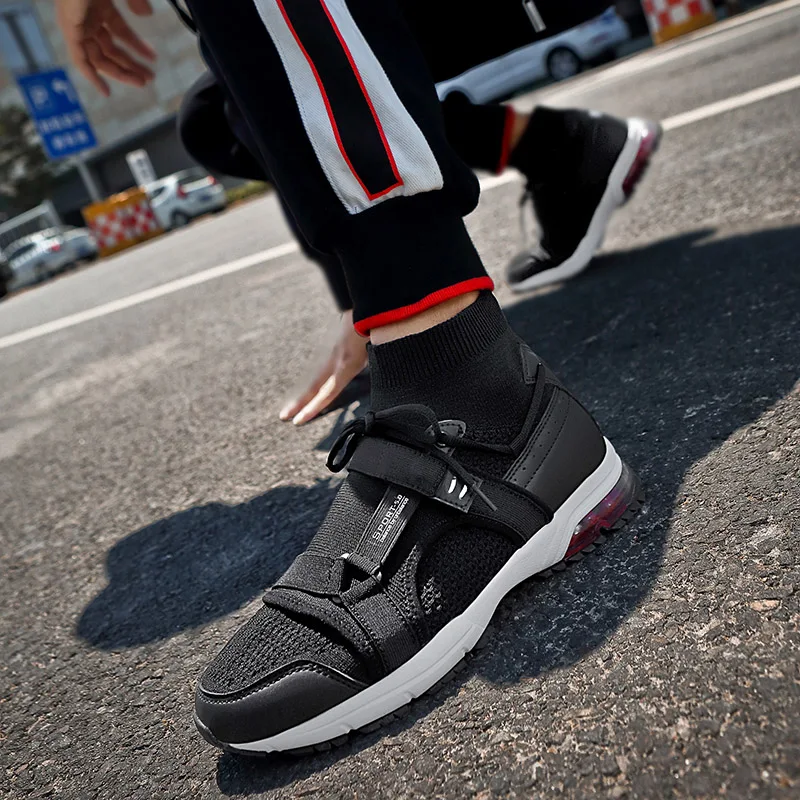 

2018 New High Socks Shoes Men's White Hovercraft Shoes Korean Version of The Trend of The Leisure Shoes Mesh Shoes Size 39-45 5