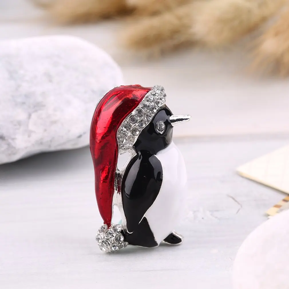 Милый пингвин Лыжная Брошь со стразами-кристаллами булавка Рождественский подарок шарф Пряжка Deco девушки ювелирные изделия Рождество подарок на день Святого Валентина