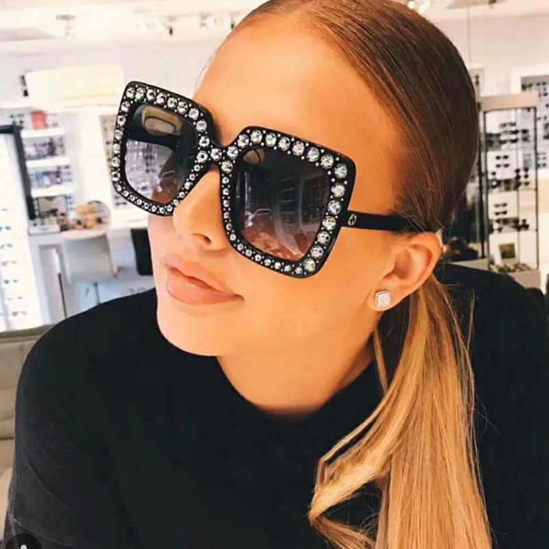 

Oversize sunglasses Top Rhinestone Luxury Brand Designer Sunglasses for Women Square Shades Women Fashion Retro Sunglasses UV400